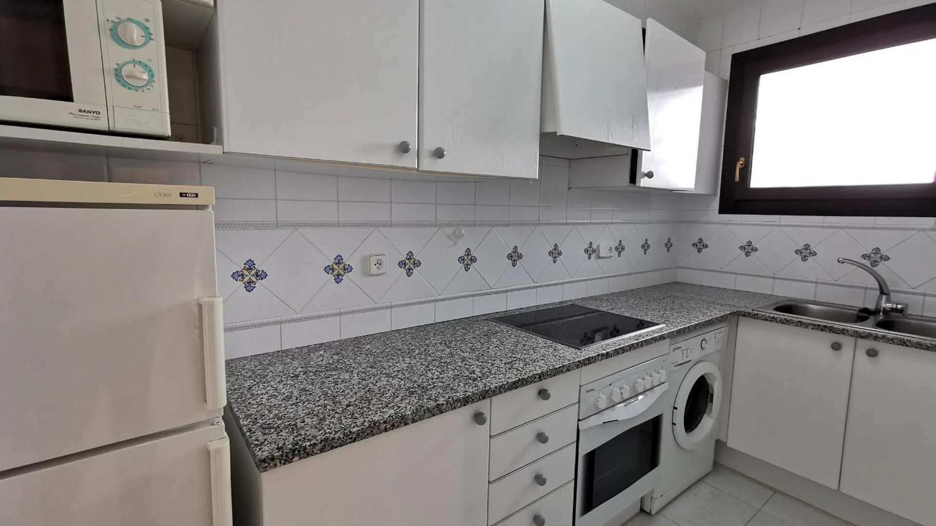 Apartamento Con Wifi A 5 Minutos De La Playa Y Cerca De Tiendas Y Restaurantes - Es-209-10 Castell-Castell-Platja d'Aro Appartement